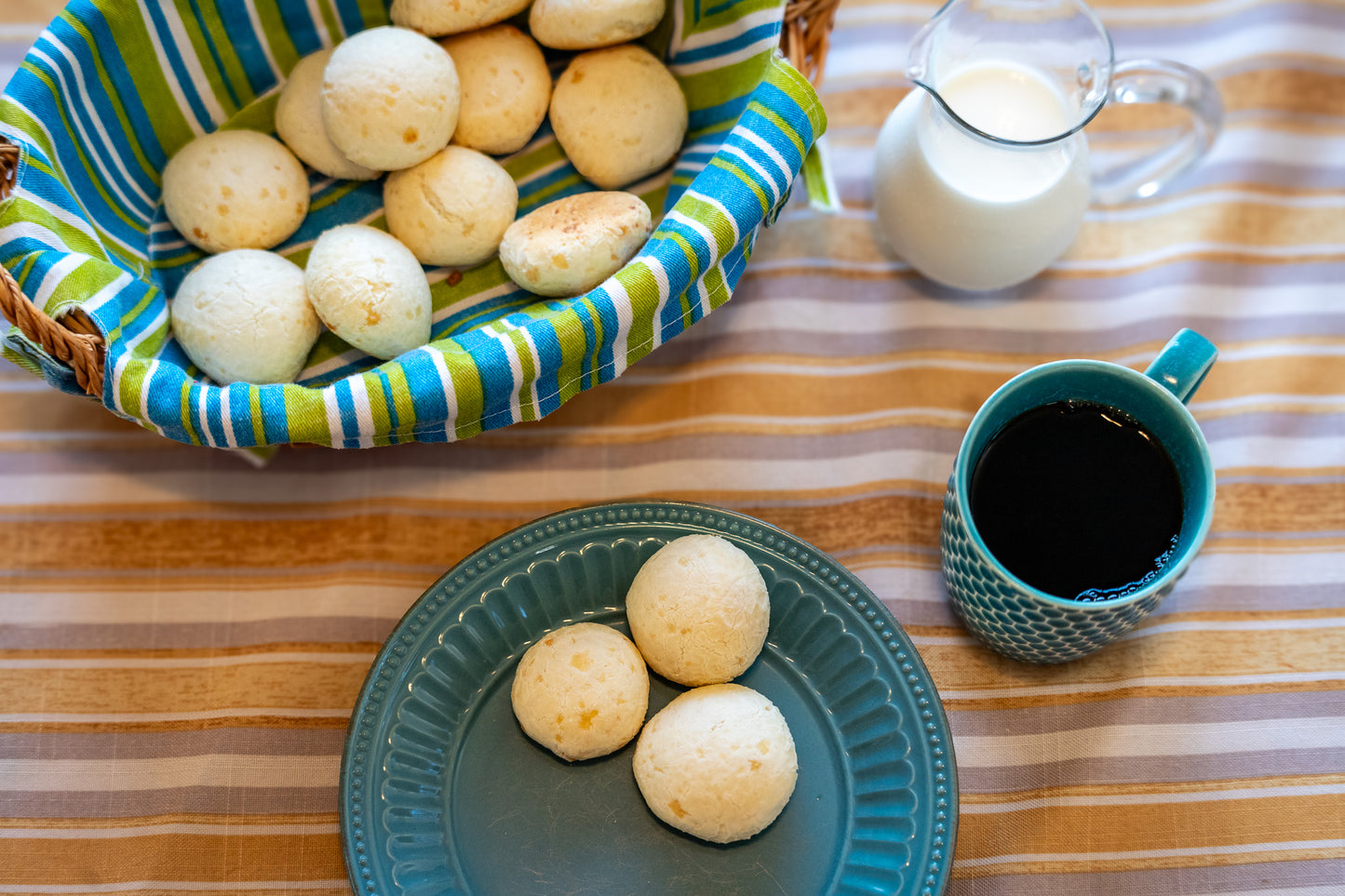 Pão de Queijo (1kg = approx 30x 33g units)